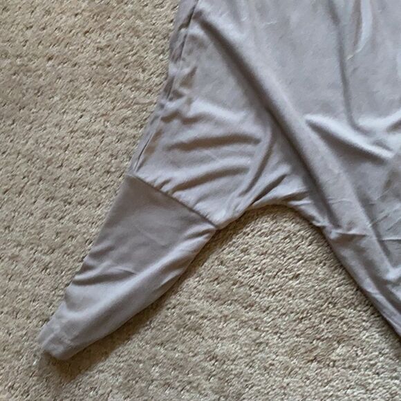 Tempo Paris top. Size S/M. Very good condition. - Picture 3 of 4